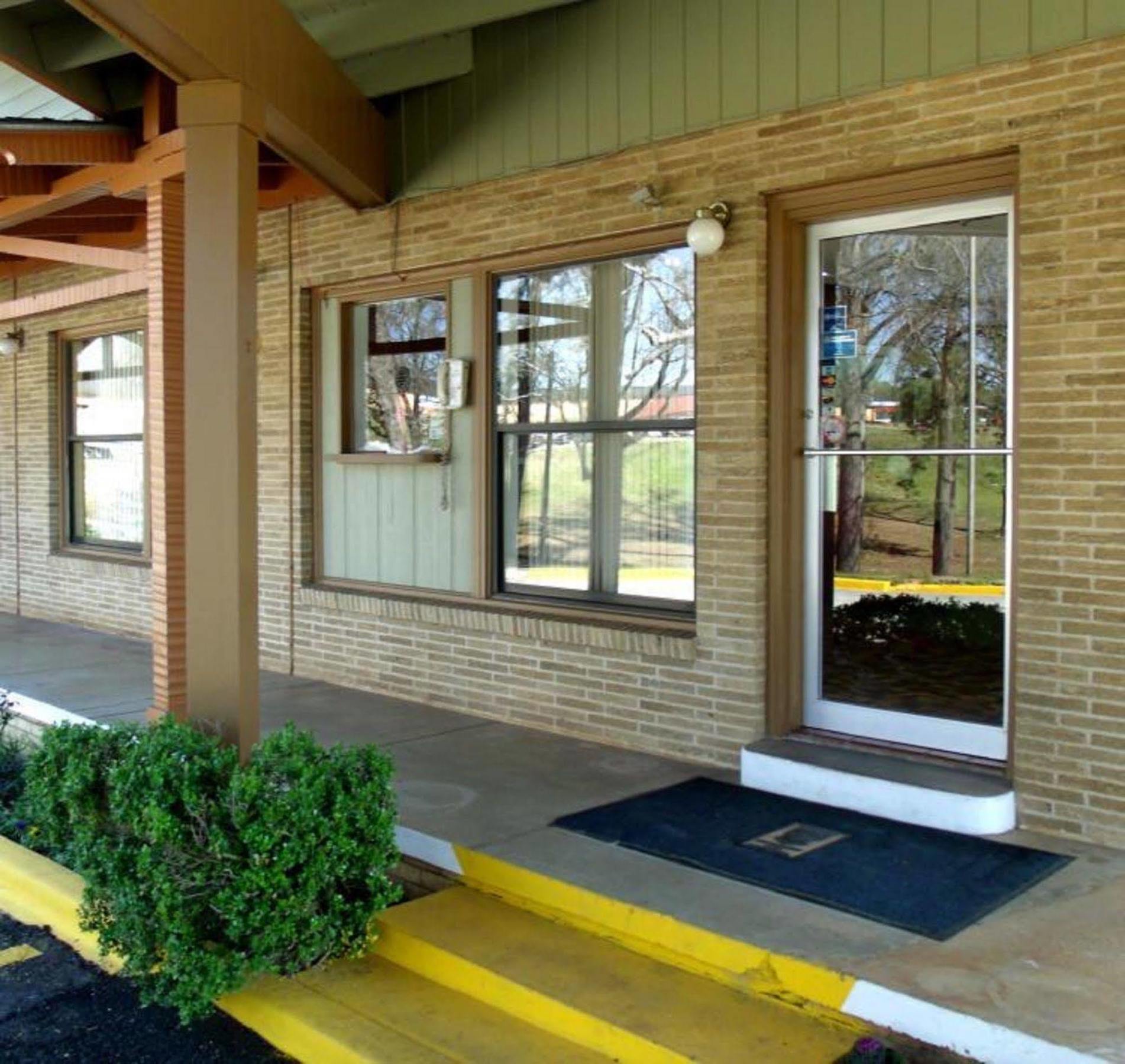 Woodlawn Hills Motel Henderson Exterior photo