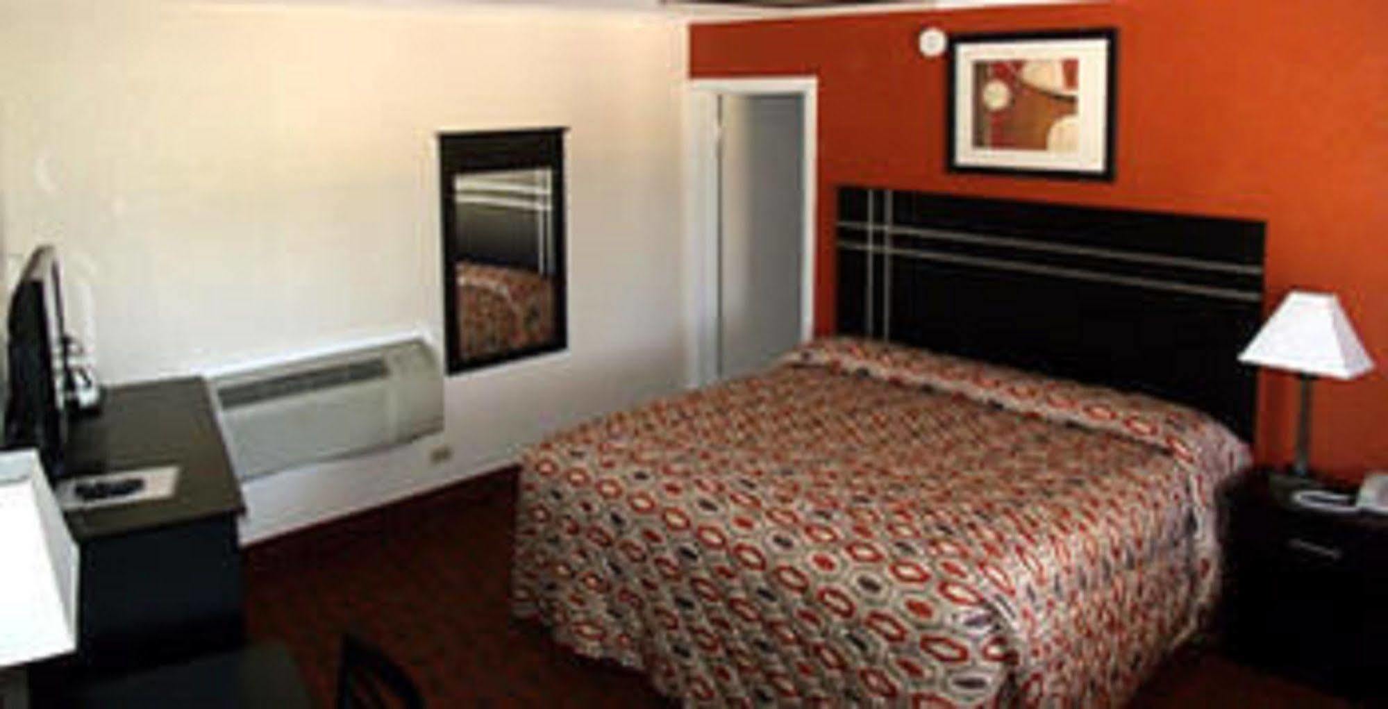 Woodlawn Hills Motel Henderson Exterior photo
